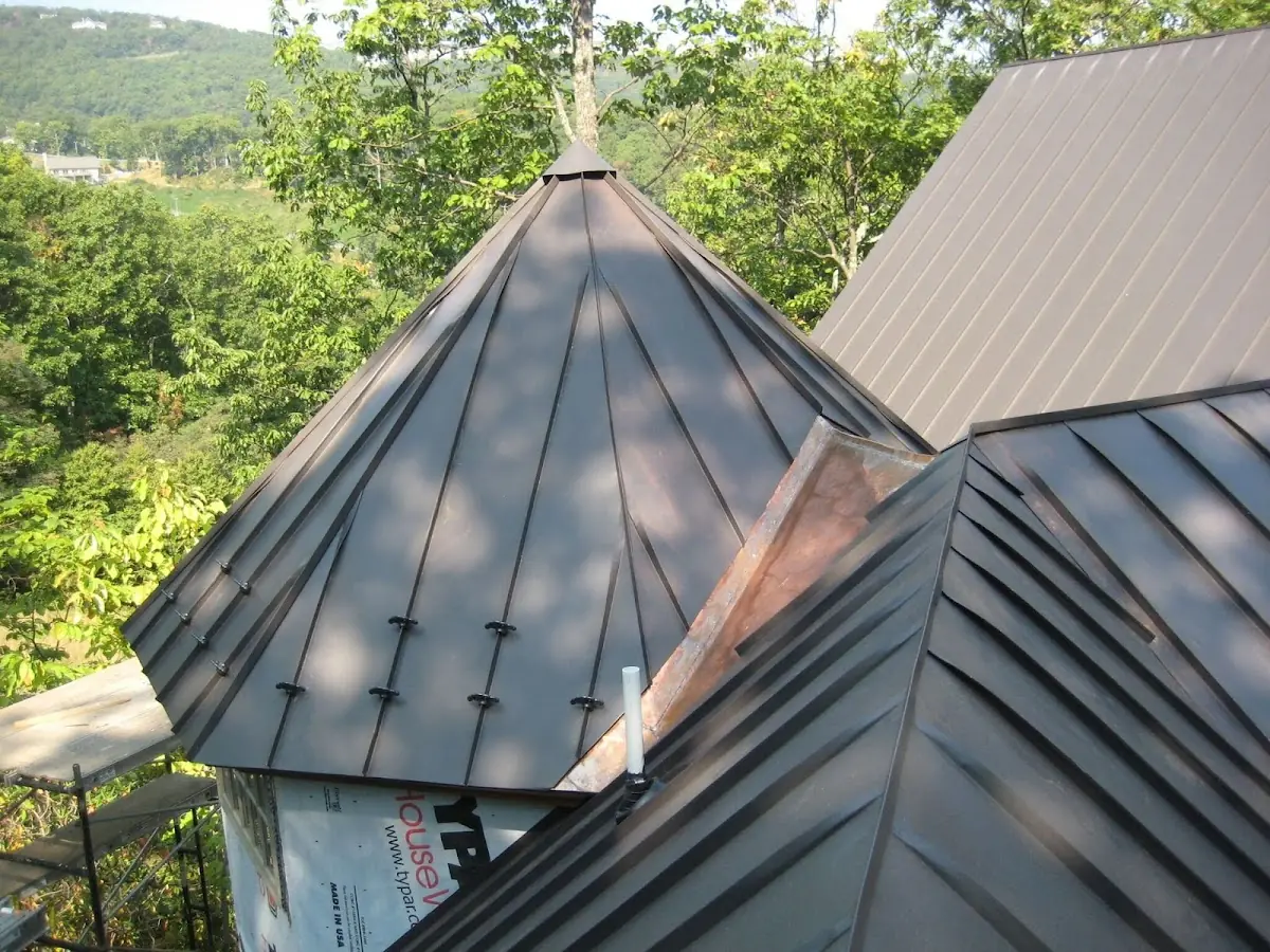 Professional Gutter Cleaning by Craftsman Roofing in Camino Lago